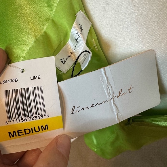 NWT Line & Dot Asymmetrical Satin Mini Skirt Size M - Picture 7 of 7